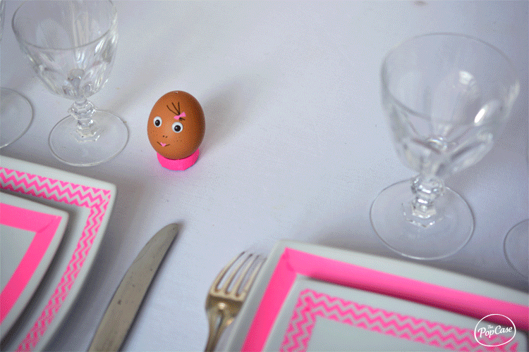 http://www.thepopcase.com/blog/wp-content/uploads/2013/06/Oeuforique-Gif-Anim%C3%A9.gif