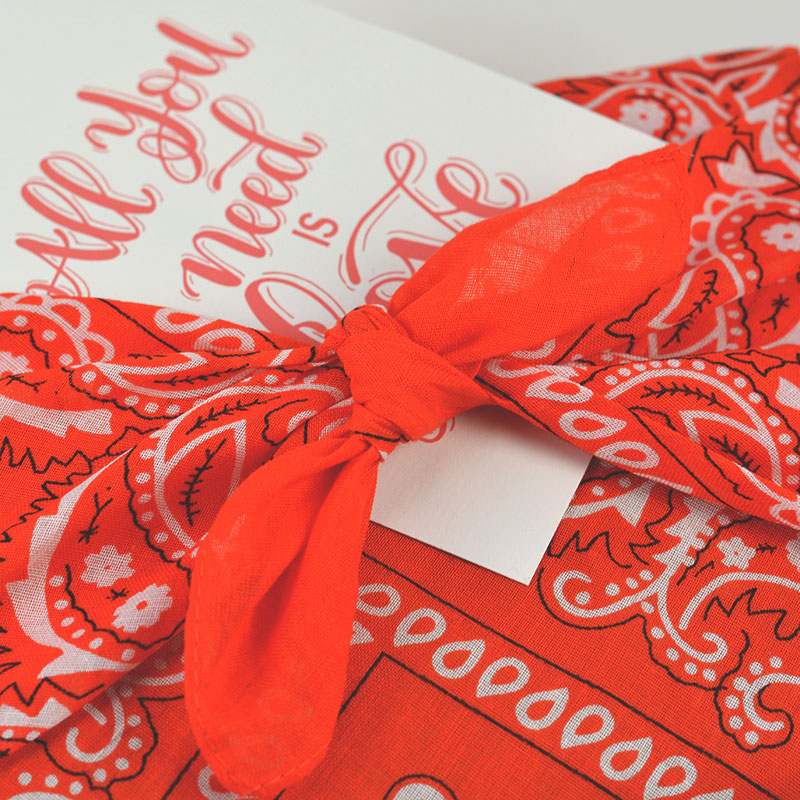 Box Surprise - All you need is love - Furoshiki