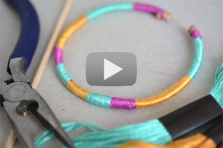 Video - Faire des bracelets avec des piques à brochette - The PopCase