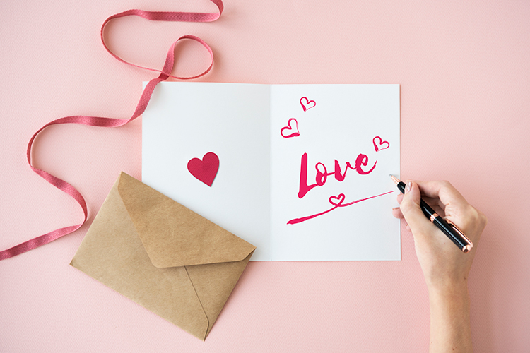 Carte Cadeau Avec Amour + Enveloppe - Jour de Fête - Décoration de  Saint-Valentin - Saint-Valentin